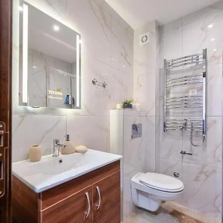 Titova Mountain View